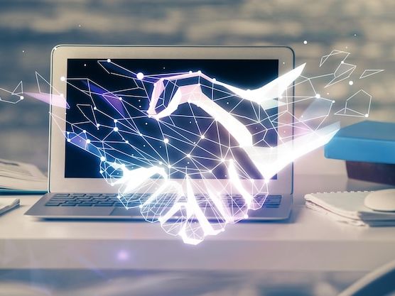 Narzędzia cyfrowe w integracji europejskich regionów: klucz do efektywnej współpracy transgranicznej